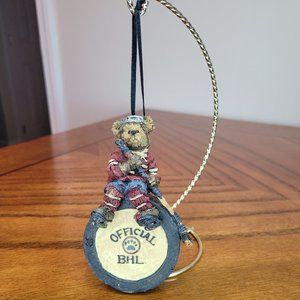 Boyds Bears Resin #25718 Hockey Ornament "Mario Hat Trick"